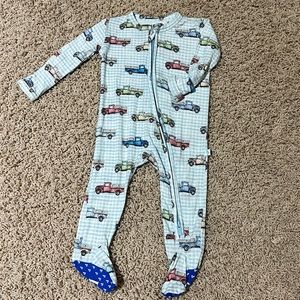 Posh Peanut Zip Up Onesie BNWOT